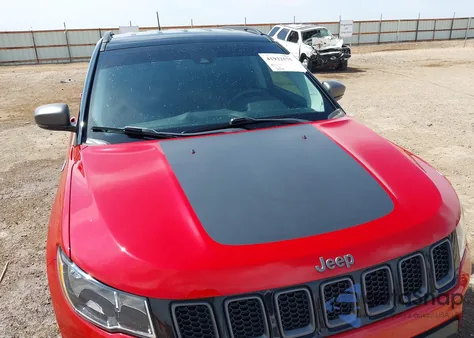 2021 Jeep Compass Trailhawk 4X4 from USA, damaged, VIN 3C4NJDDB2MT579104